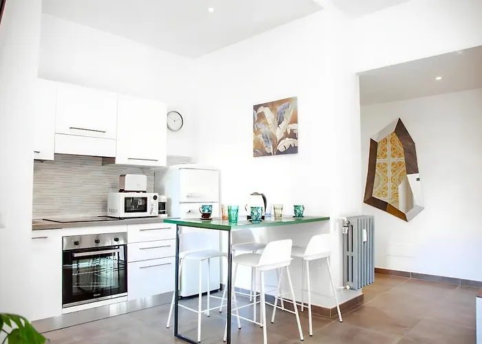 4 Min From Metro "a" 15 Min From Colosseum Appartement *